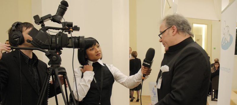 0 0016 s 09 19 - 2009 Salon de la Haute Horlogerie