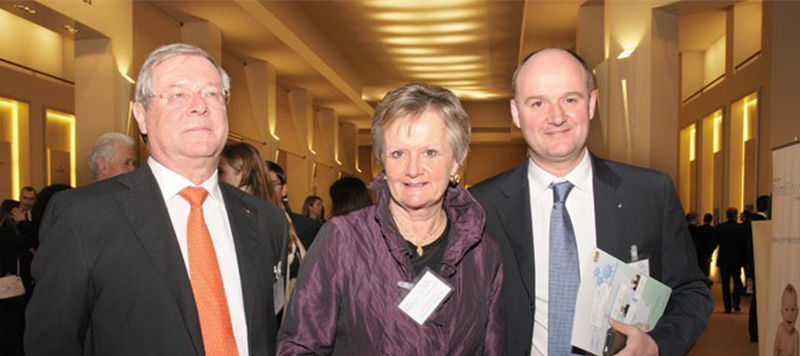 0 0025 s 09 09 - 2009 Salon de la Haute Horlogerie